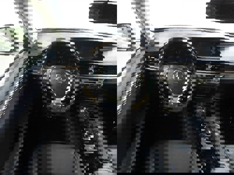 Used 2015 Lexus ES 350 image 10