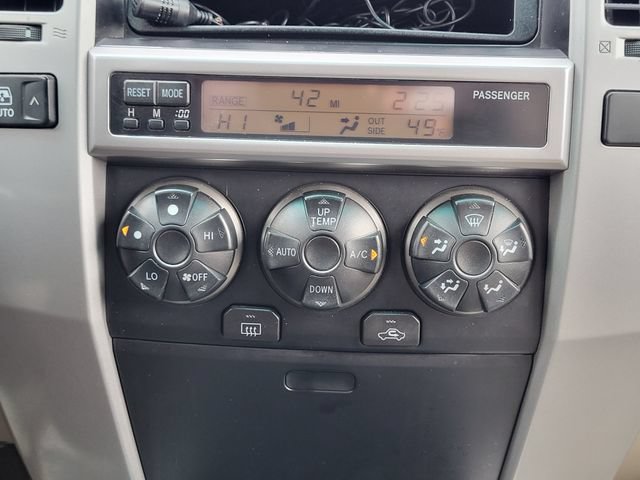 Used 2004 Toyota 4Runner SR5 RWD image 18