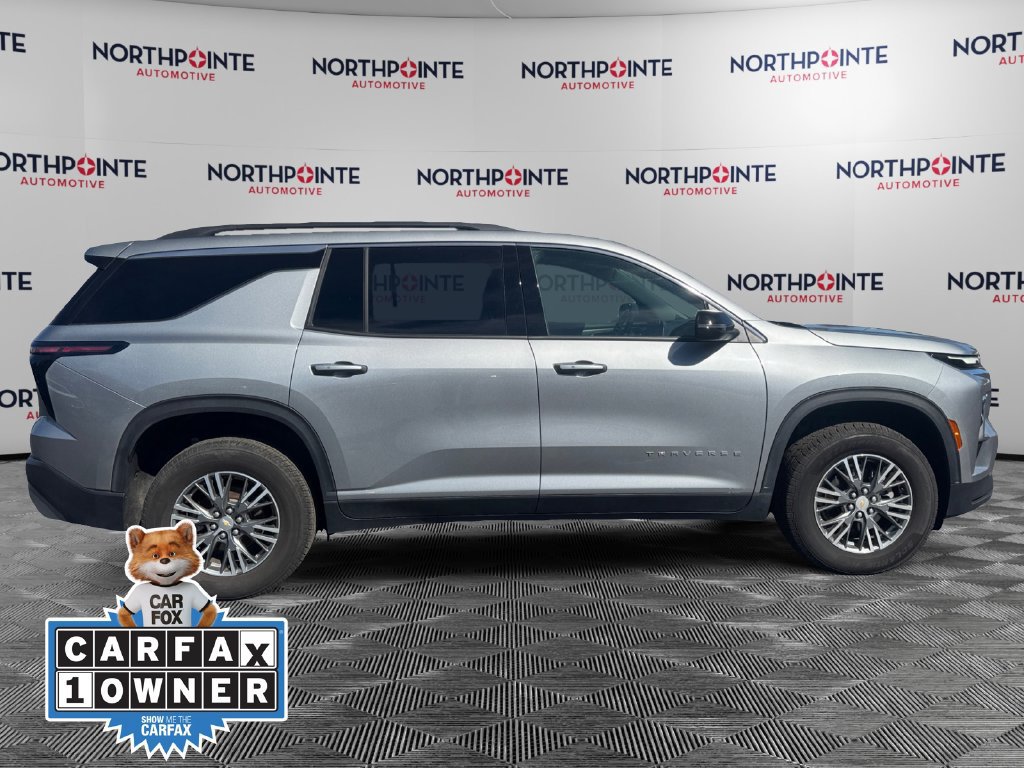 Used 2025 Chevrolet Traverse LT AWD/4WD image 10