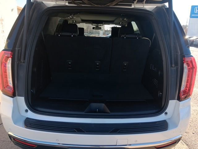 Used 2021 GMC Yukon SLT w/ SLT Premium Package image 39