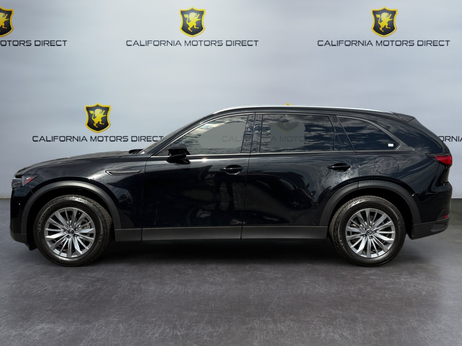 Used 2024 MAZDA CX-90 3.3 Turbo w/ Preferred Plus AWD/4WD image 2