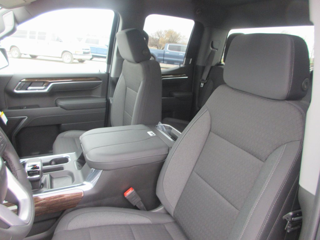 New 2026 GMC Sierra 1500 Elevation image 13