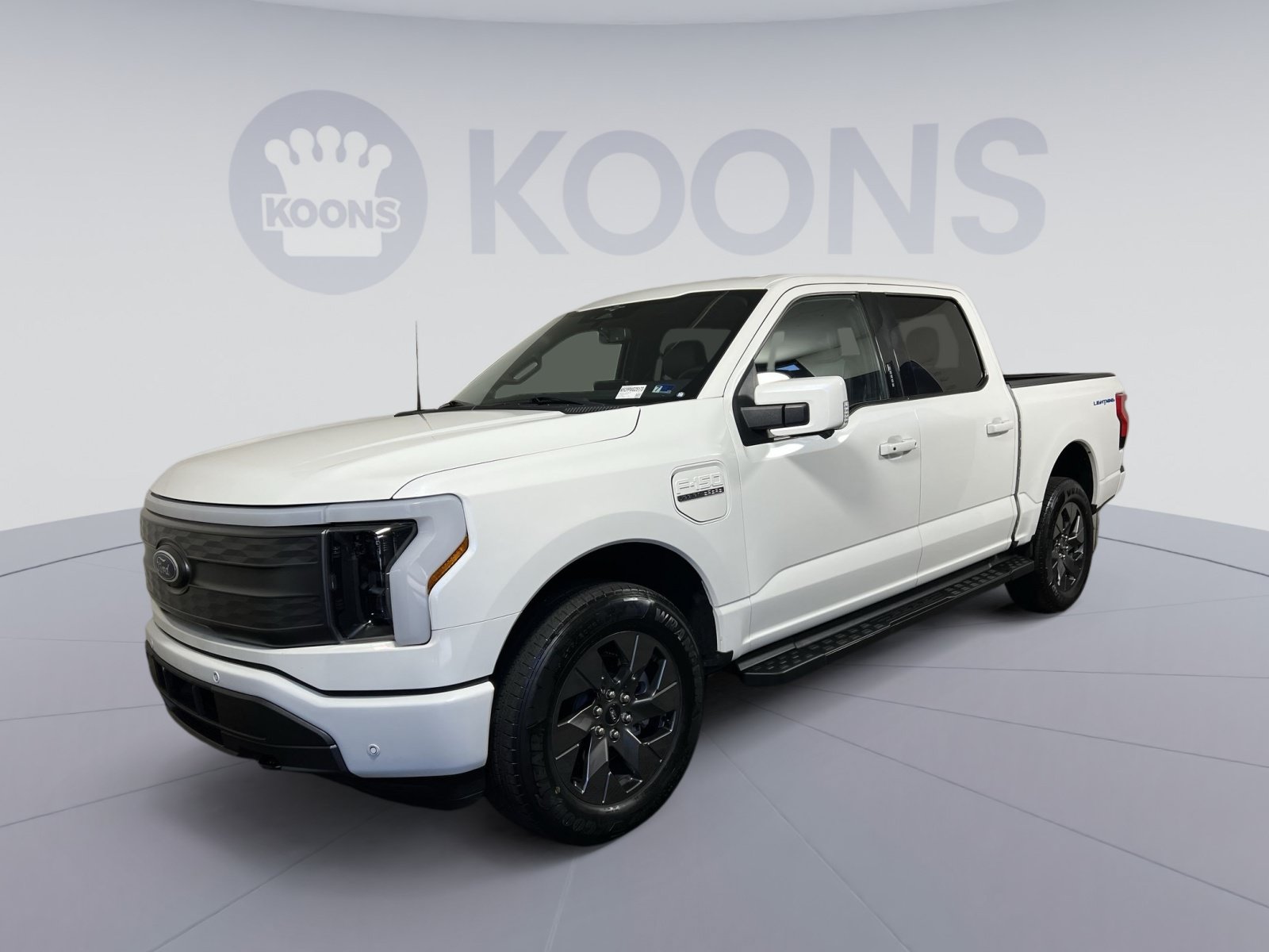 Used 2023 Ford F150 Lightning Lariat AWD/4WD image 1