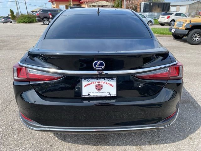 Used 2021 Lexus ES 300h w/ Accessory Package 2 FWD image 5