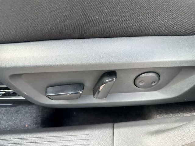 New 2026 Nissan Rogue SV image 12