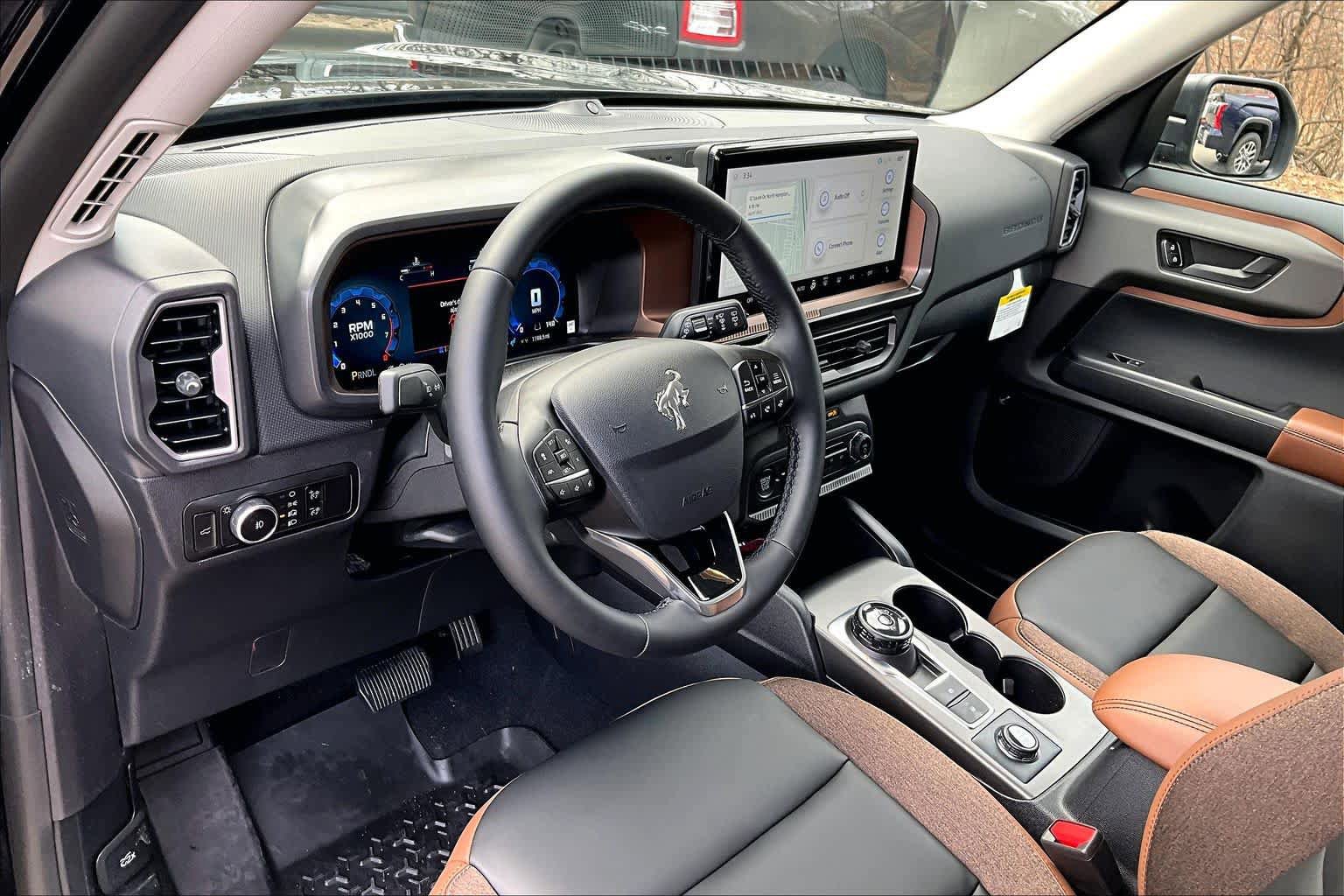 Used 2025 Ford Bronco Sport Outer Banks w/ Outer Banks Tech Package+ image 16