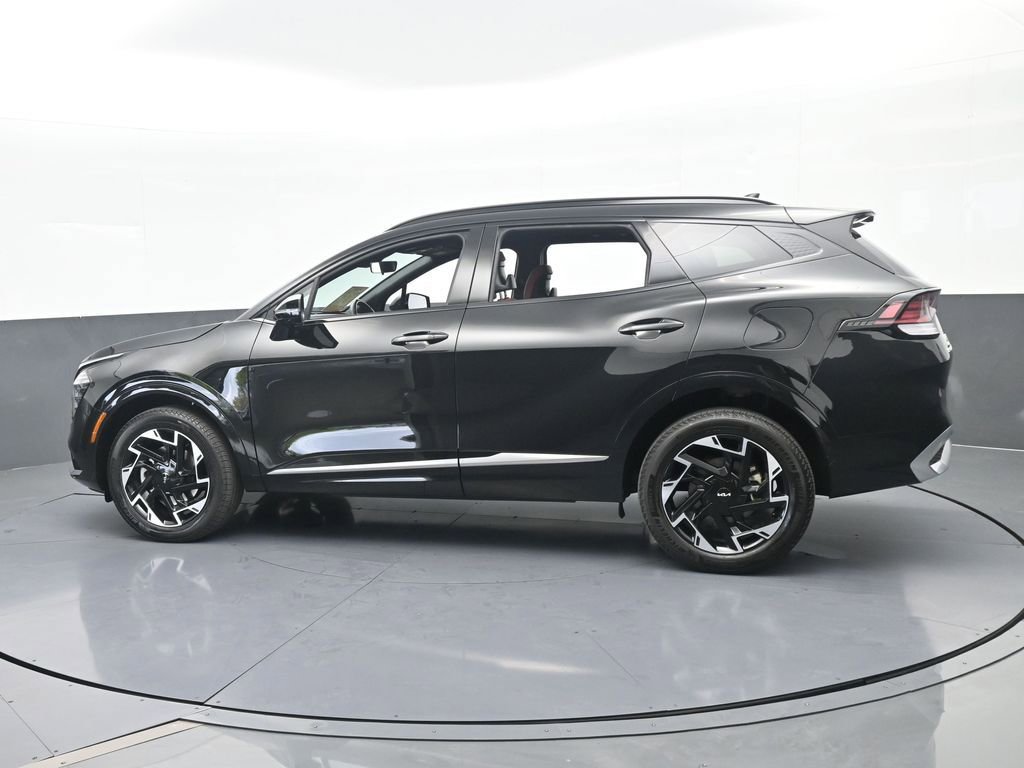 Used 2024 Kia Sportage SX image 3