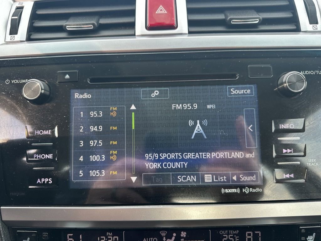 Used 2017 Subaru Legacy 2.5i Premium image 19