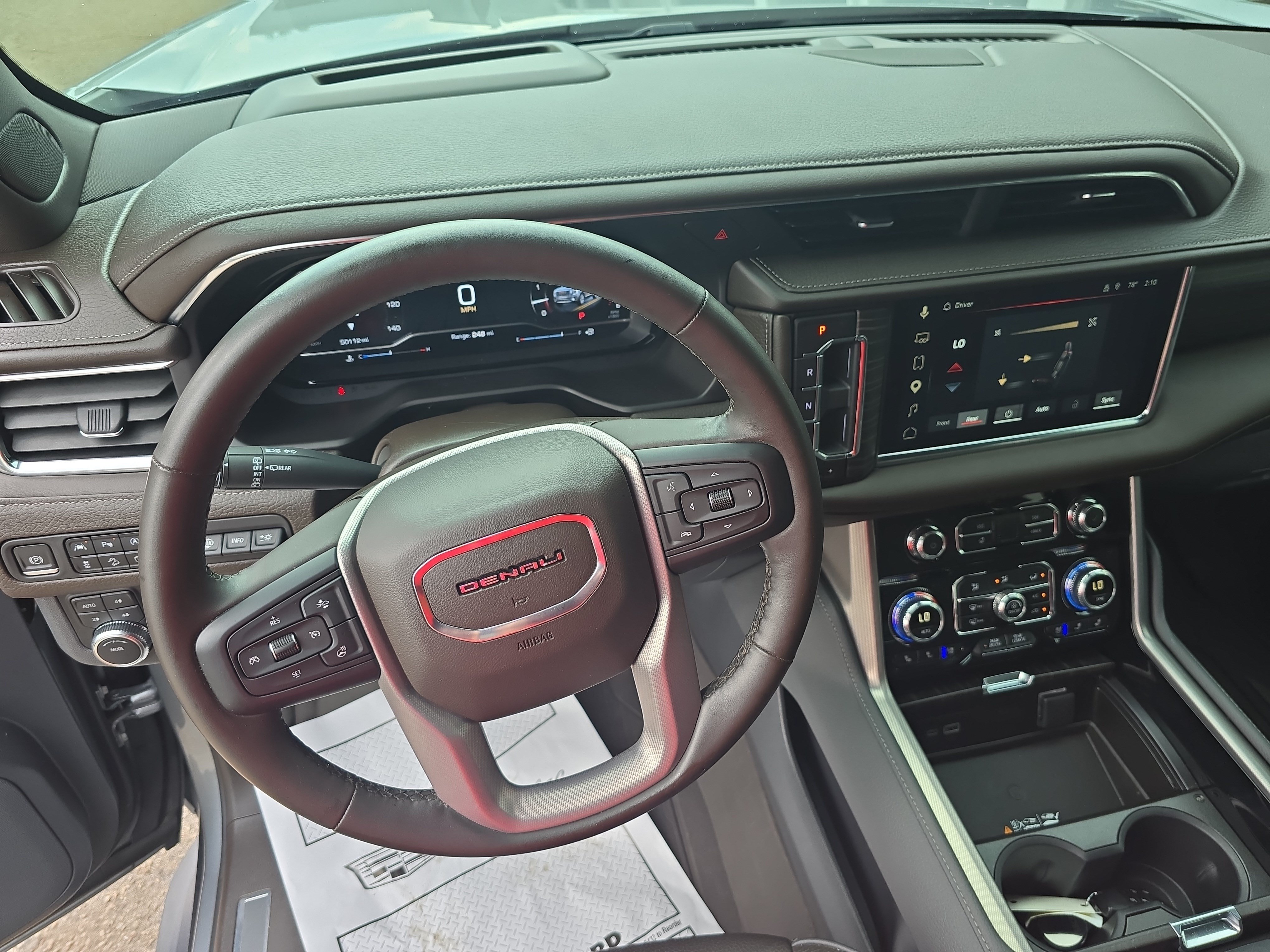Used 2023 GMC Yukon Denali AWD/4WD image 17