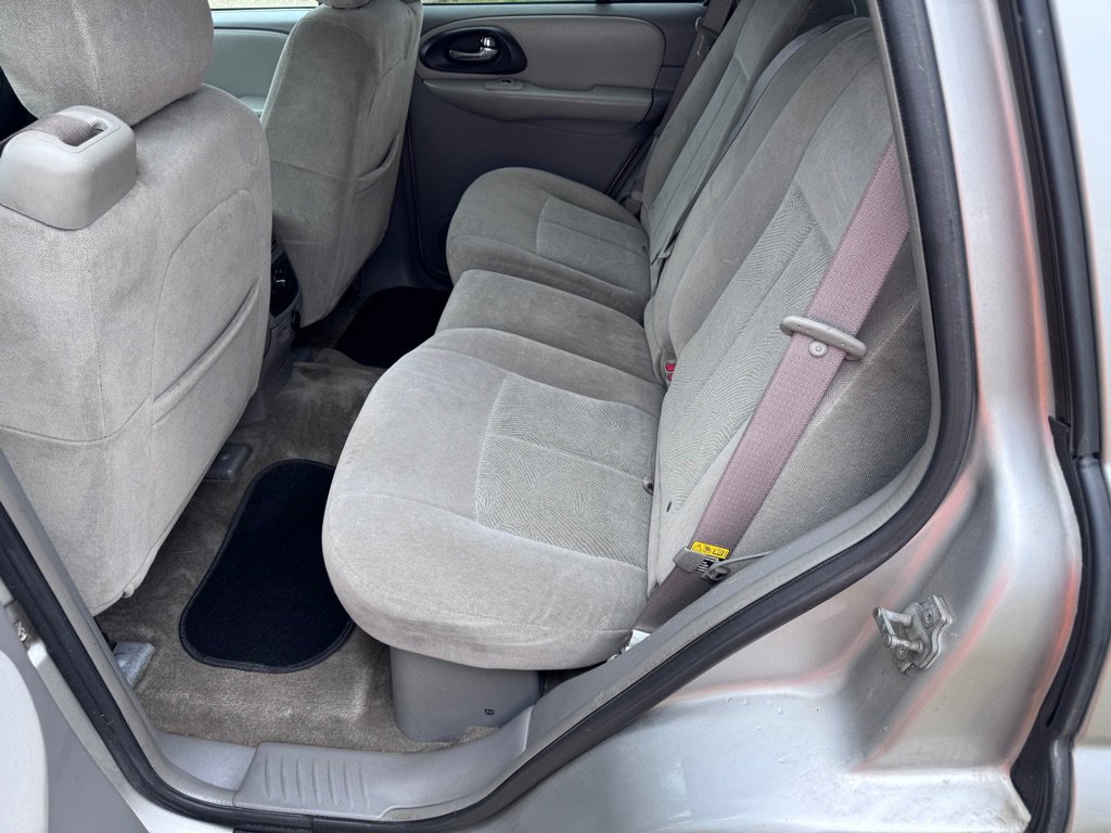 Used 2006 Chevrolet TrailBlazer LS w/ LS Preferred Equipment Group image 13