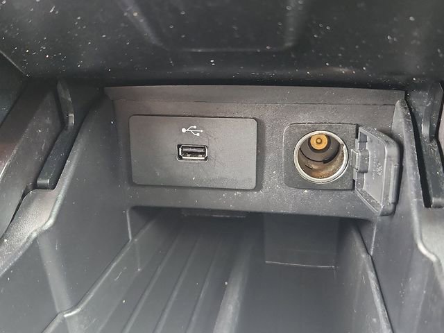 Certified 2019 Ford Explorer FWD image 17
