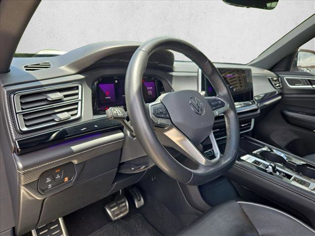Used 2024 Volkswagen Atlas Cross Sport SEL Premium R-Line AWD/4WD image 9