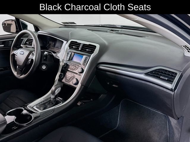 Used 2014 Ford Fusion SE FWD image 20