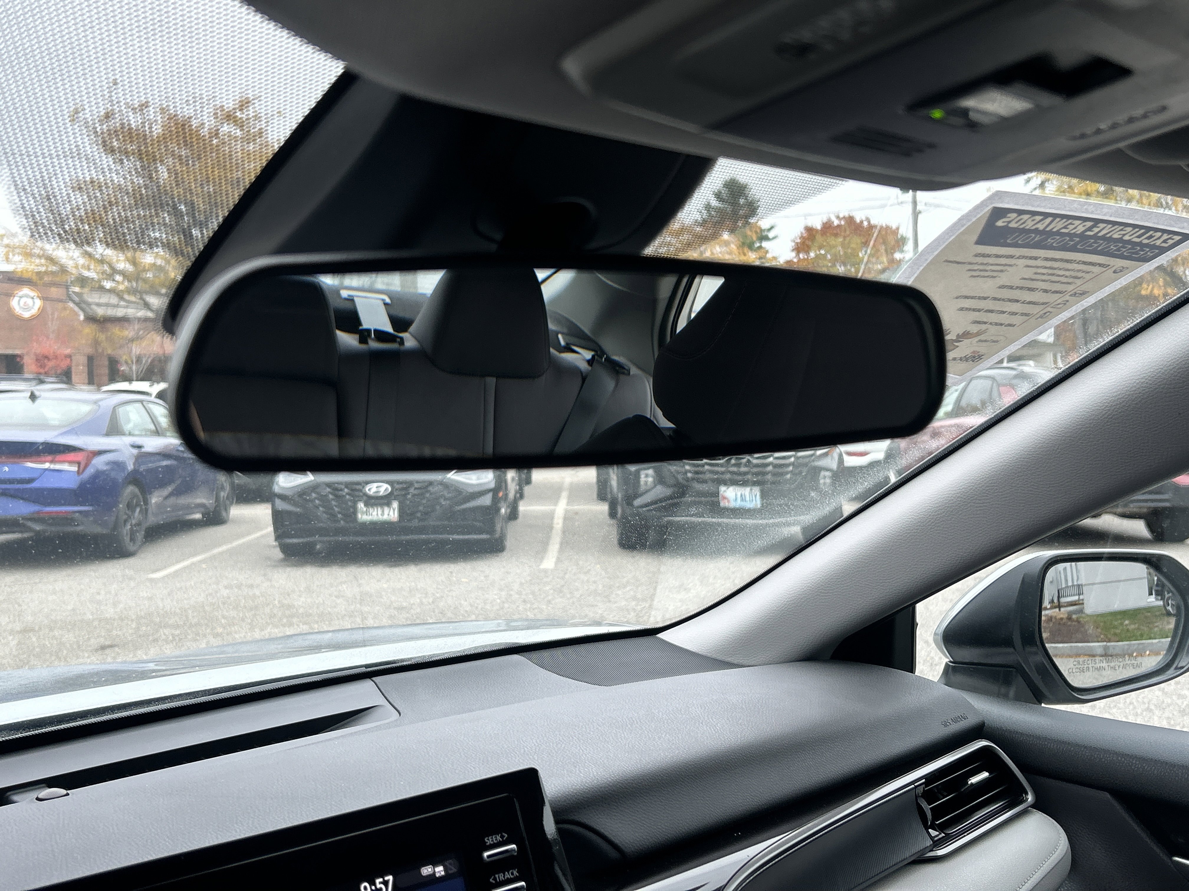 Used 2024 Toyota Camry LE image 27