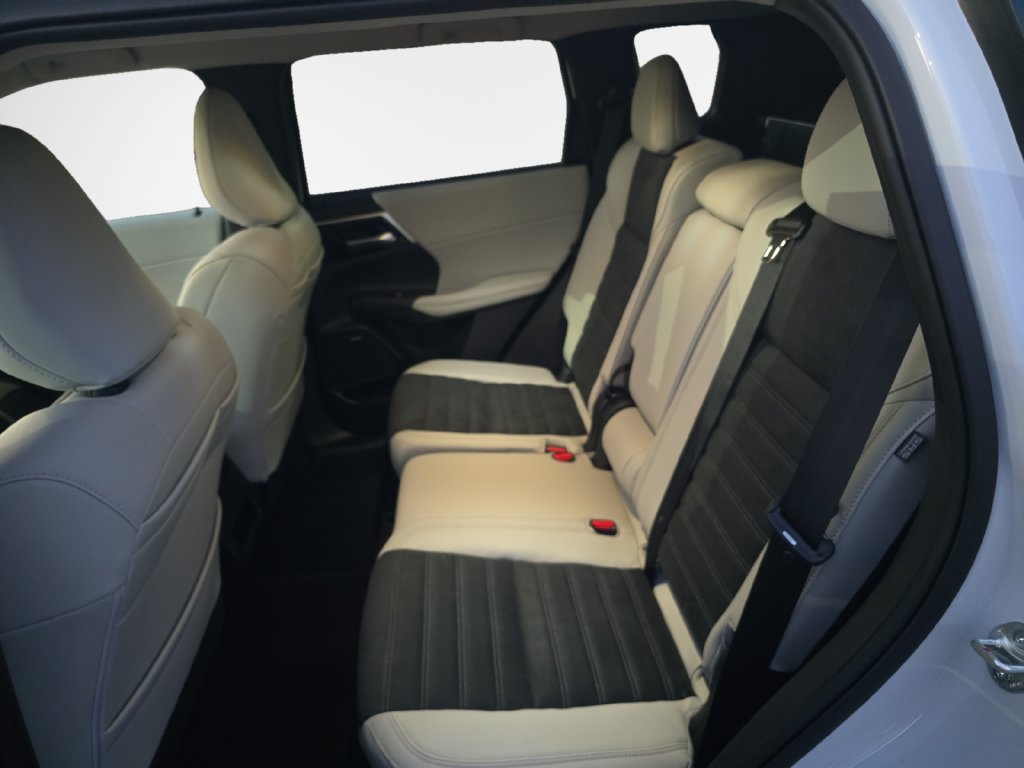 New 2026 Mitsubishi Outlander SE AWD/4WD image 24