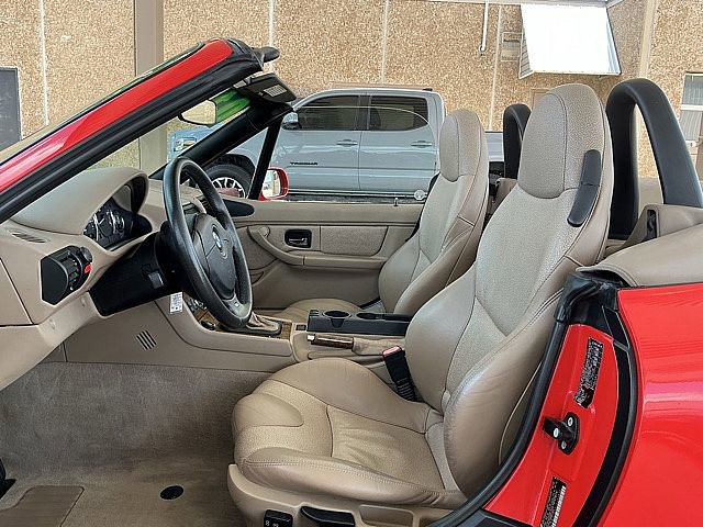 Used 2001 BMW Z3 3.0i RWD image 13