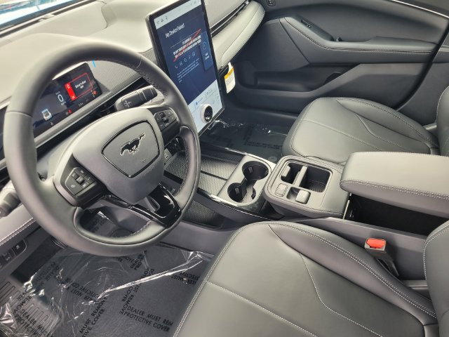 New 2026 Ford Mustang Mach-E Select RWD image 21