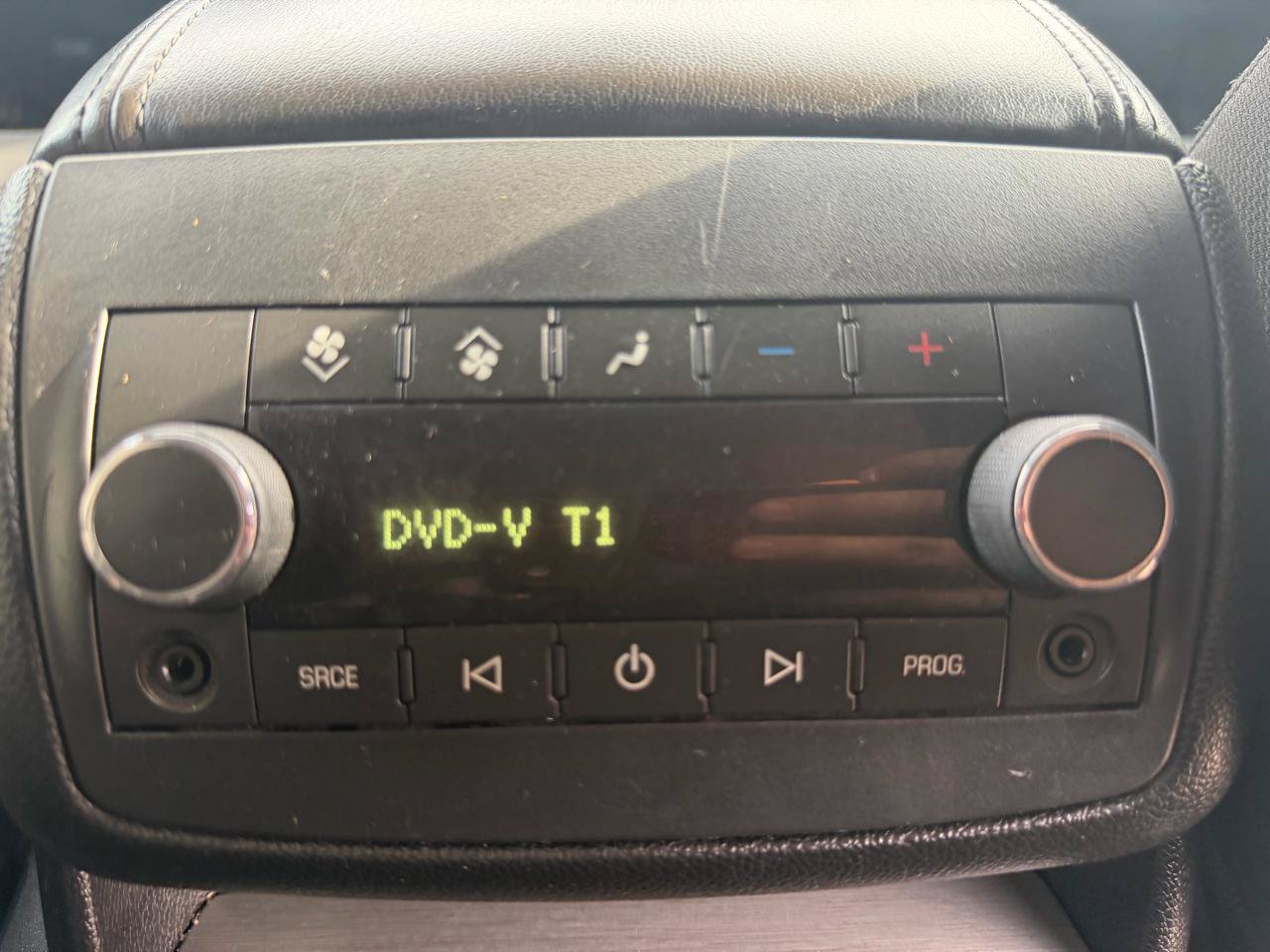 Used 2007 Saturn Outlook XE w/ Advanced Audio Pkg FWD image 26