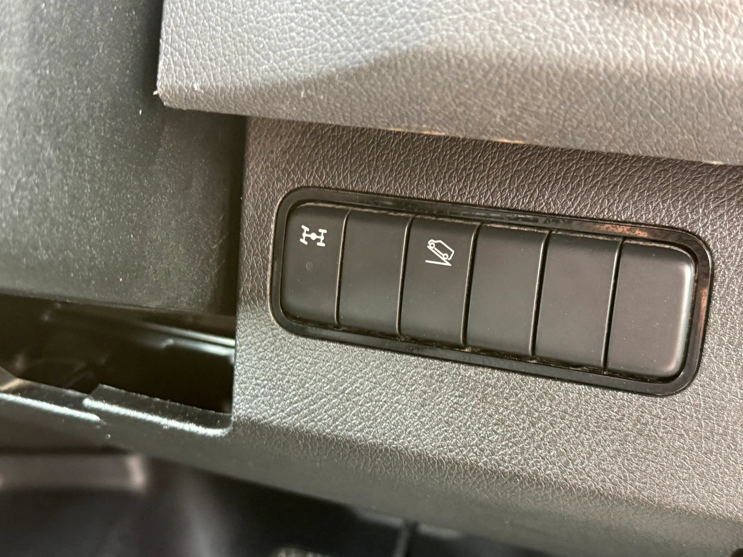 Used 2021 Freightliner Sprinter 2500 AWD/4WD image 14