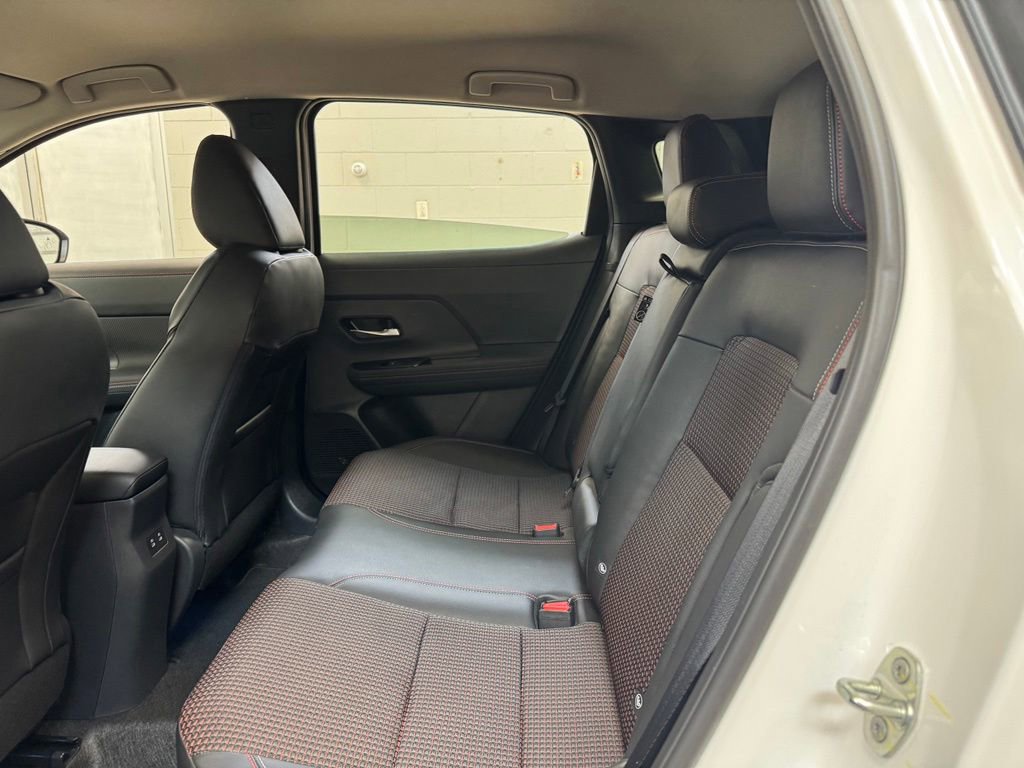 Used 2025 Nissan Kicks SR w/ Illumination Package AWD/4WD image 17