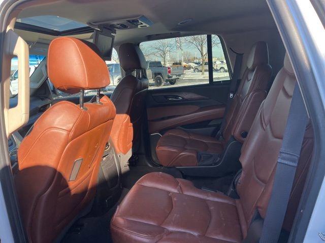 Used 2016 Cadillac Escalade Premium image 14