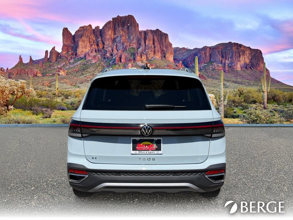 New 2026 Volkswagen Taos SE FWD image 7