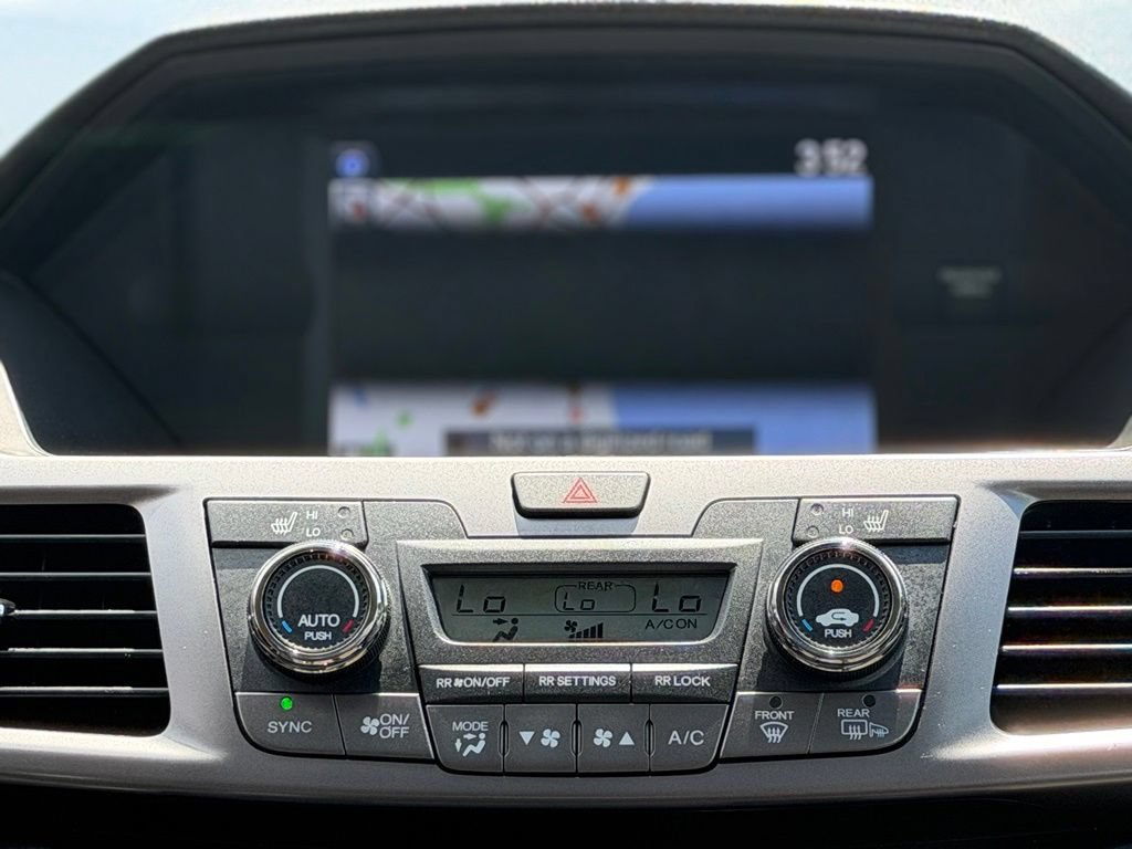 Used 2017 Honda Odyssey Touring image 20