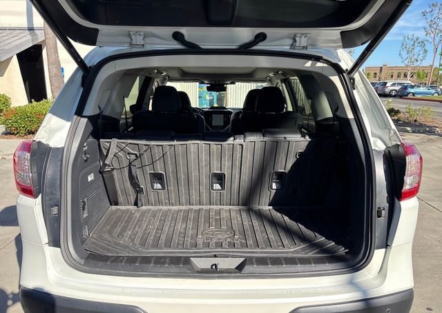 Used 2025 Subaru Ascent Touring w/ Popular Package #2 image 7