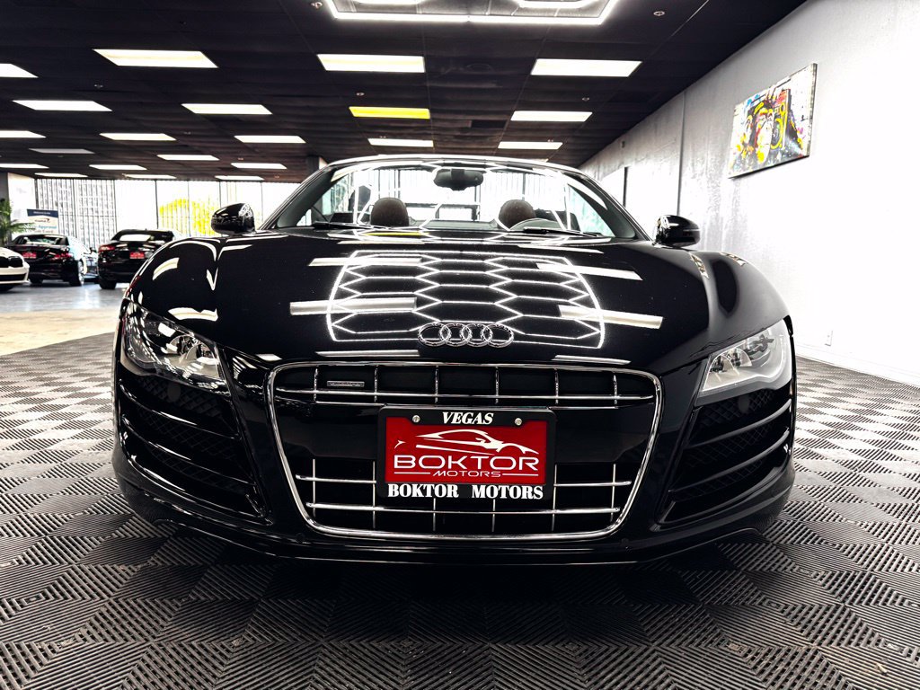 Used 2011 Audi R8 V10 AWD/4WD image 3
