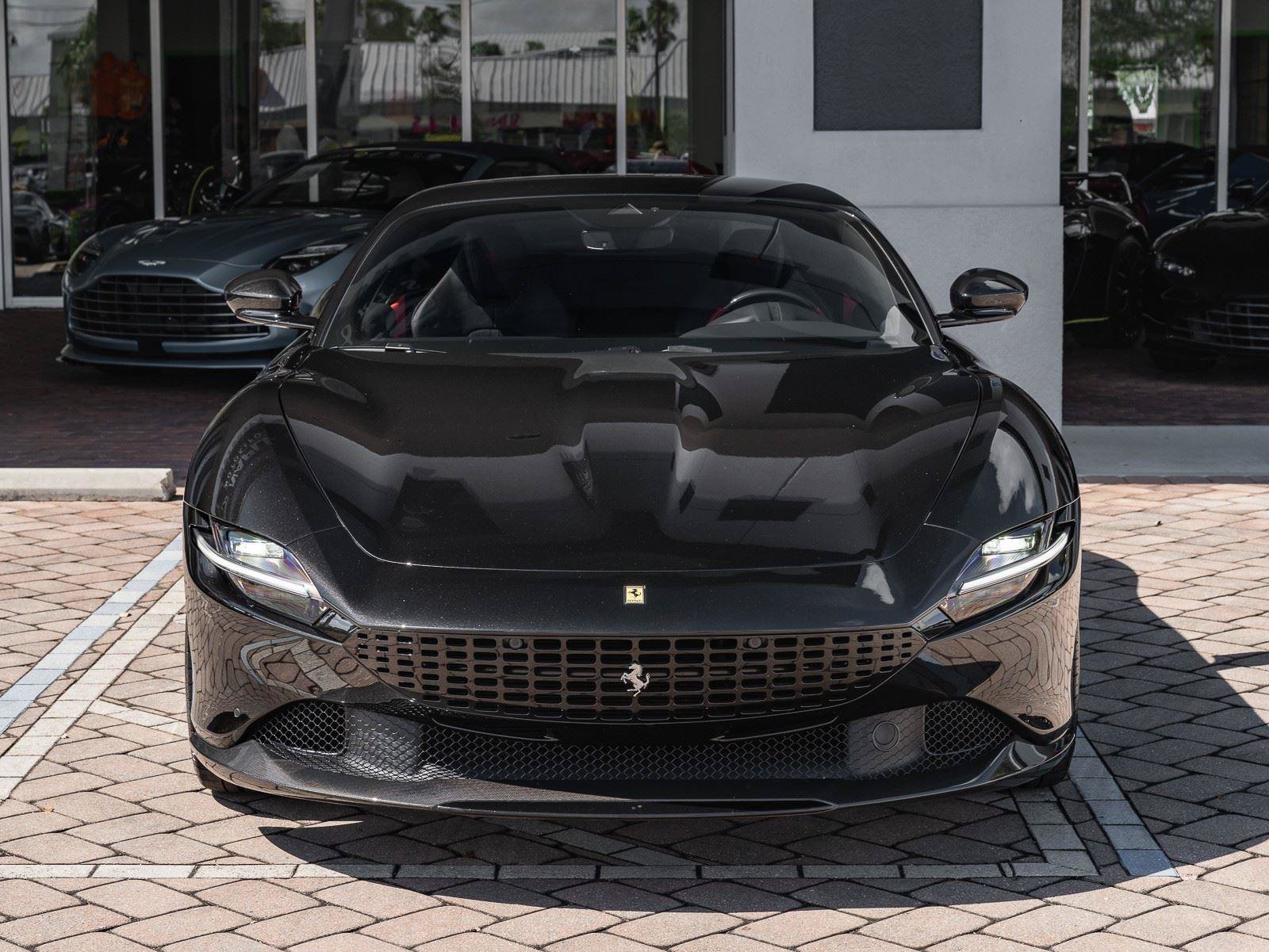 Used 2023 Ferrari Roma RWD image 13