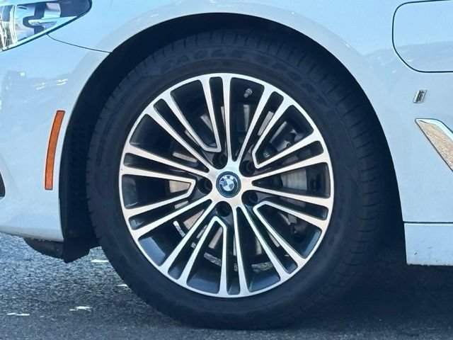 Used 2019 BMW 530e xDrive AWD/4WD image 7