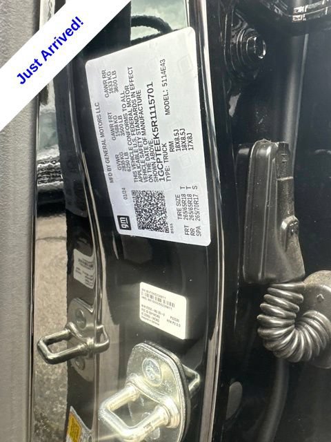 Used 2024 Chevrolet Colorado Trail Boss w/ Advanced Trailering Package AWD/4WD image 35