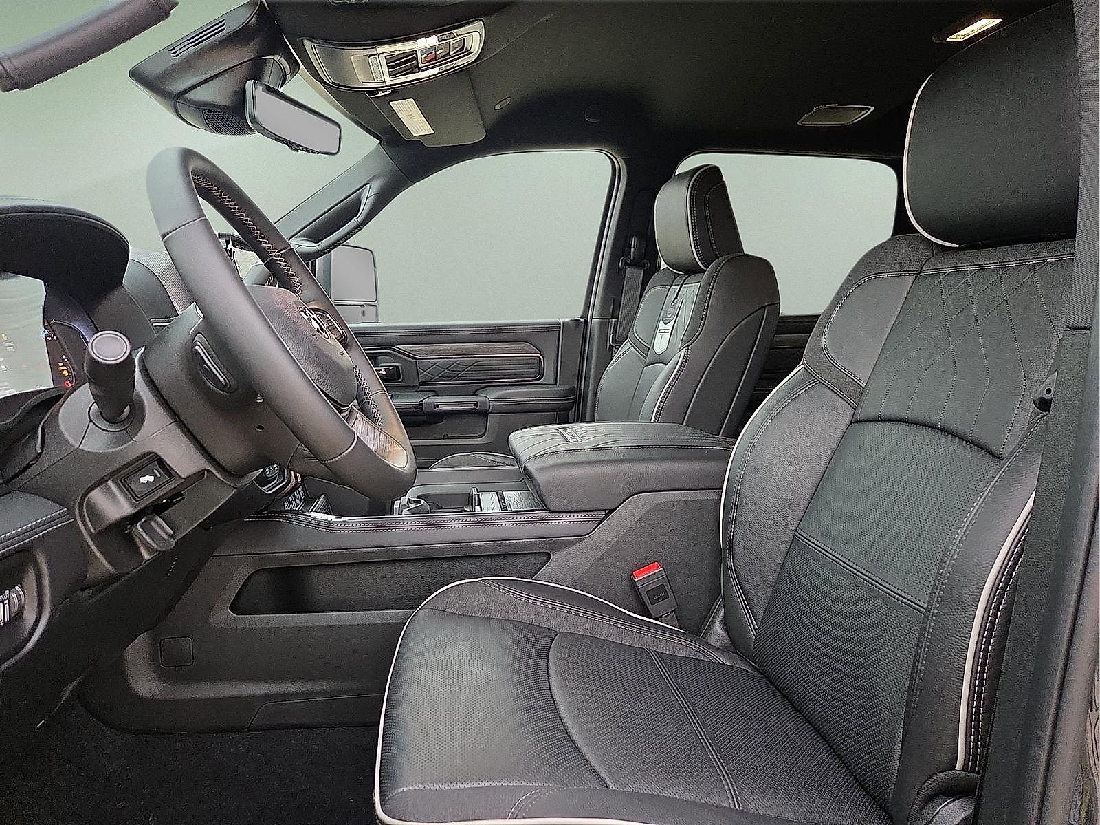 New 2026 RAM 2500 Limited AWD/4WD image 14