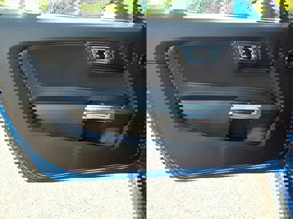 Used 2021 Ford Mustang EcoBoost w/ Equipment Group 101A image 9