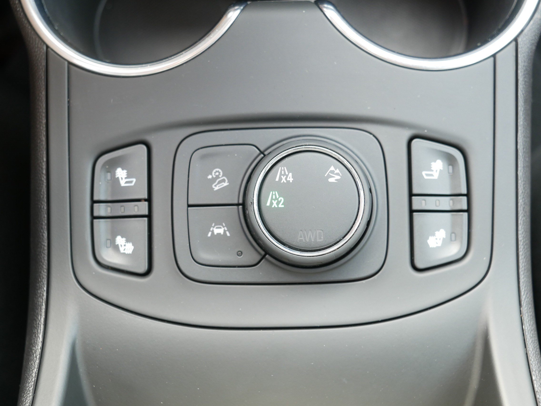 Used 2024 GMC Terrain SLT w/ Infotainment Package II AWD/4WD image 31