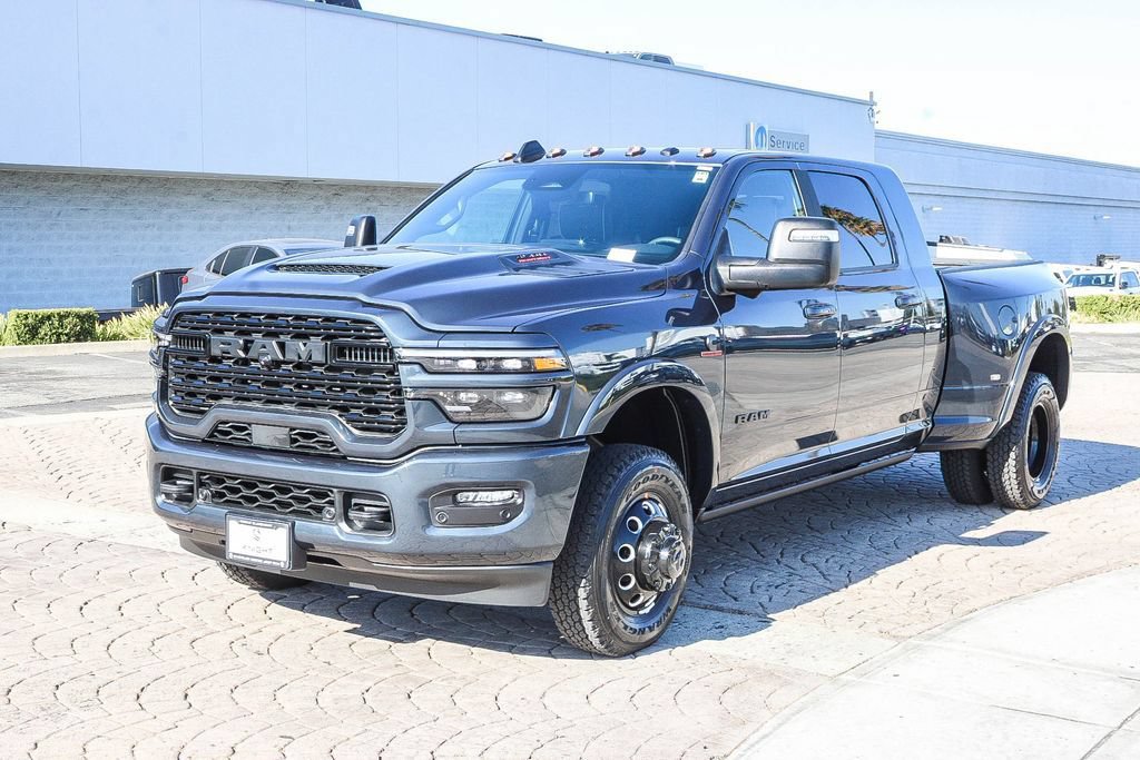 New 2026 RAM 3500 Limited AWD/4WD image 4