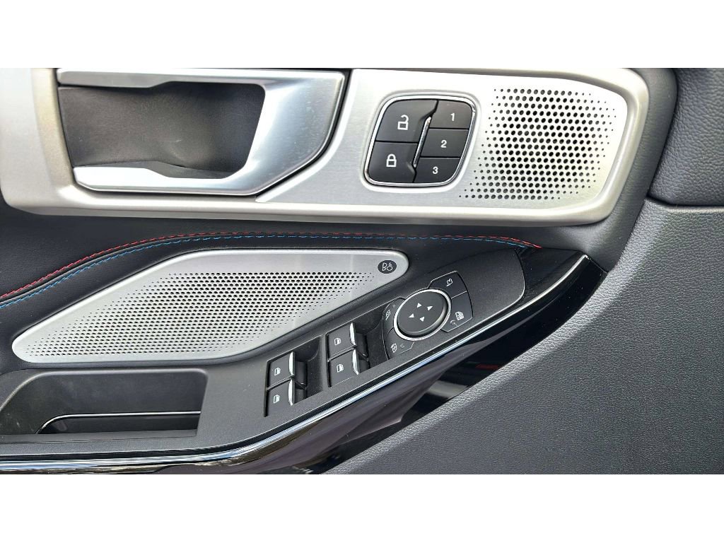 Used 2023 Ford Explorer ST w/ Equipment Group 401A image 20