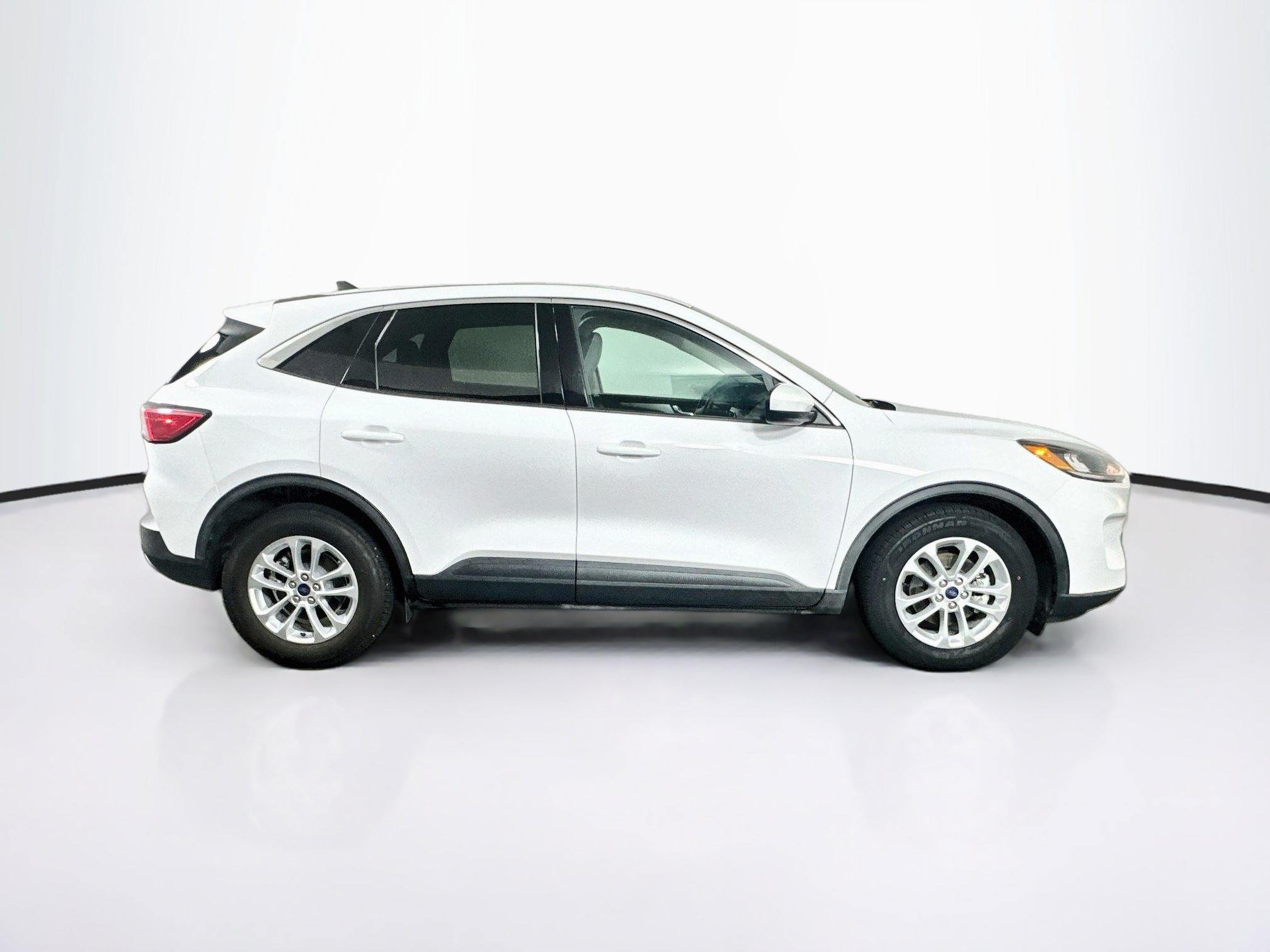 Used 2021 Ford Escape SE FWD image 10