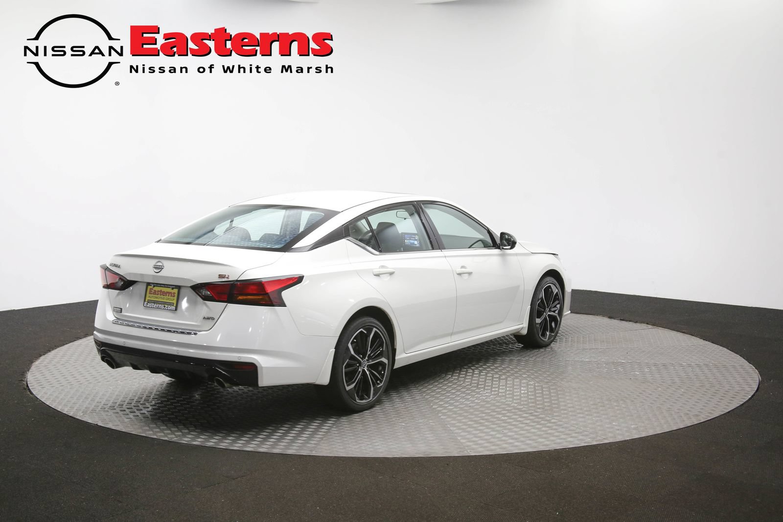 Used 2023 Nissan Altima 2.5 SR w/ SR Premium Package AWD/4WD image 40