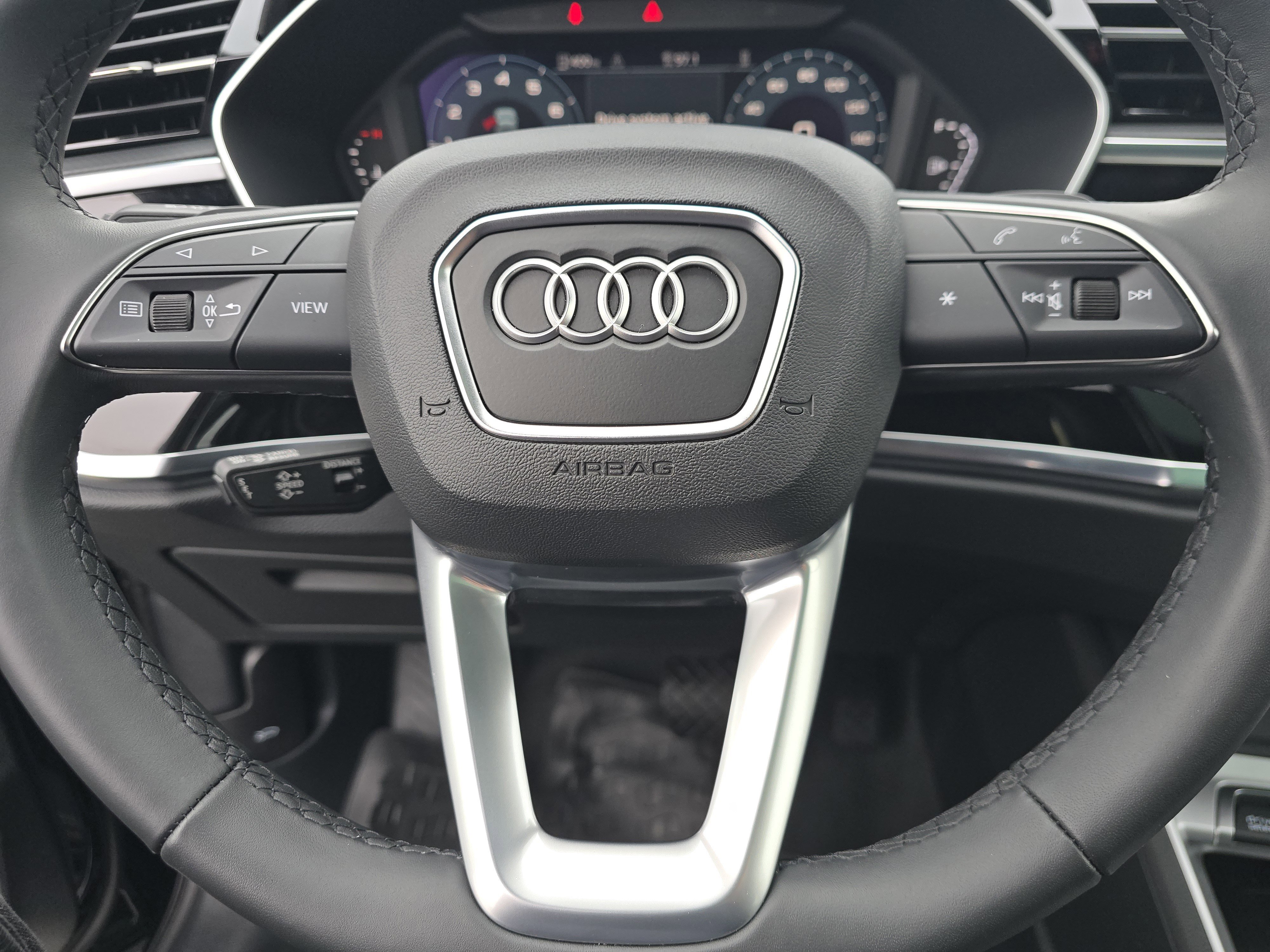 Certified 2025 Audi Q3 2.0T Premium w/ Convenience Package AWD/4WD image 22