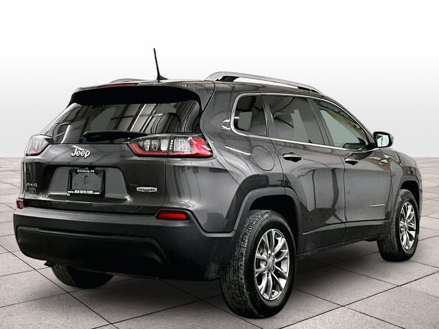 Used 2019 Jeep Cherokee Latitude Plus w/ Cold Weather Group AWD/4WD image 11