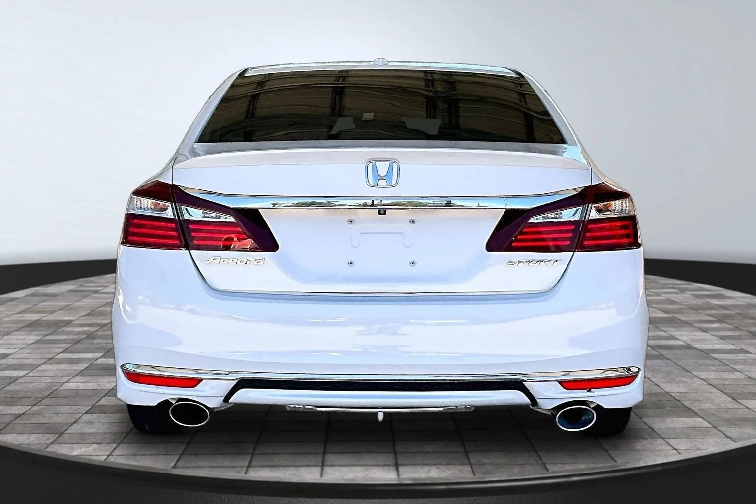 Used 2016 Honda Accord EX-L image 5