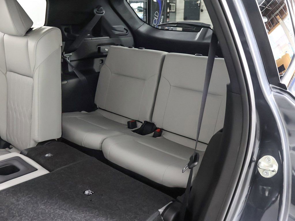 New 2025 Mitsubishi Outlander SEL image 37