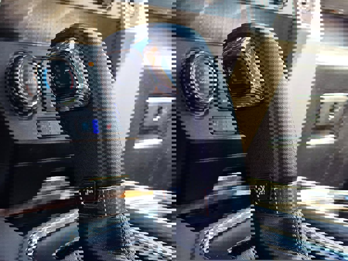 Used 2019 Ford F150 Lariat image 43