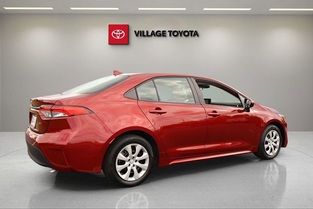 Certified 2023 Toyota Corolla LE FWD image 5