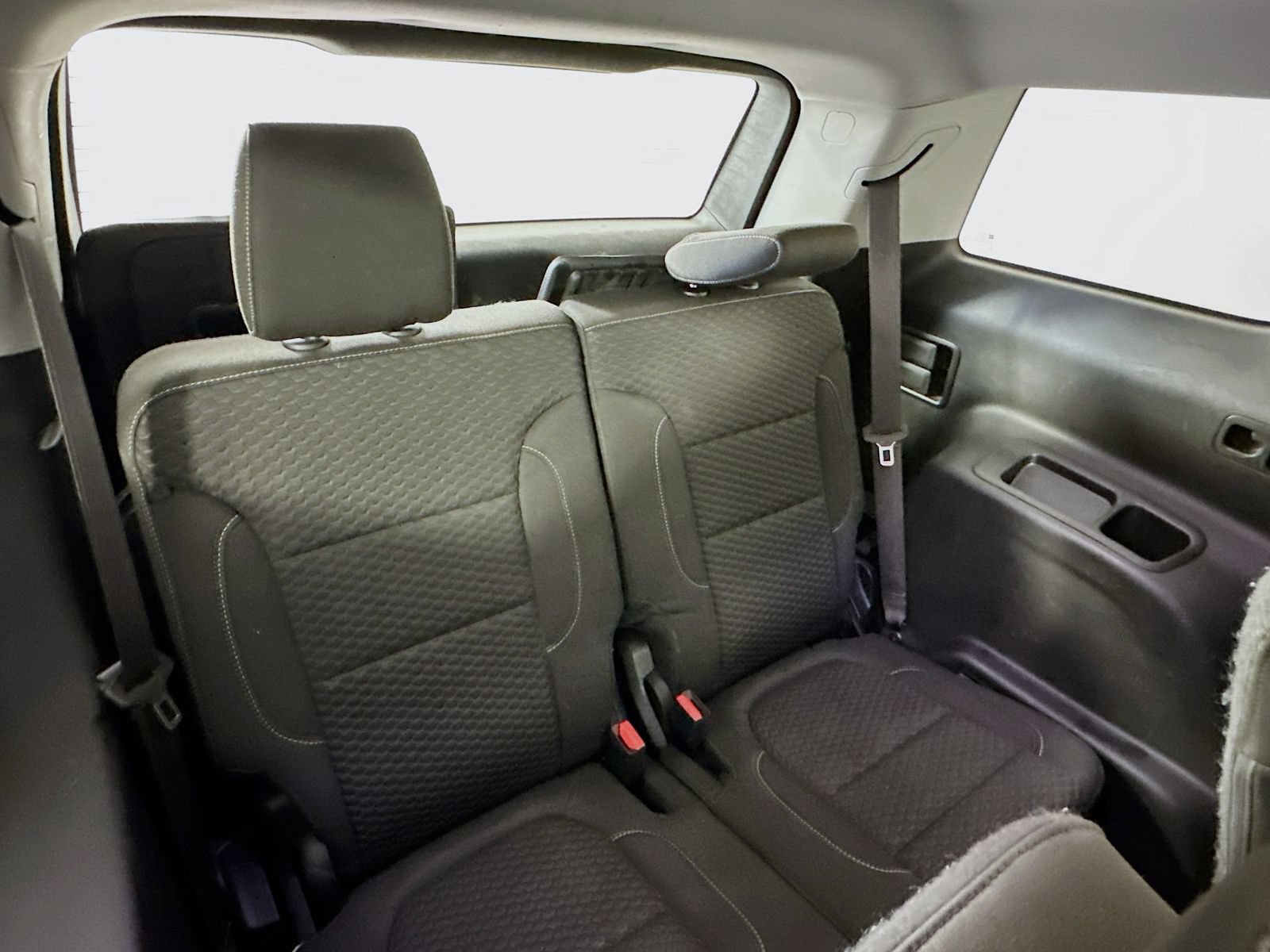 Used 2019 GMC Acadia SLE FWD image 27