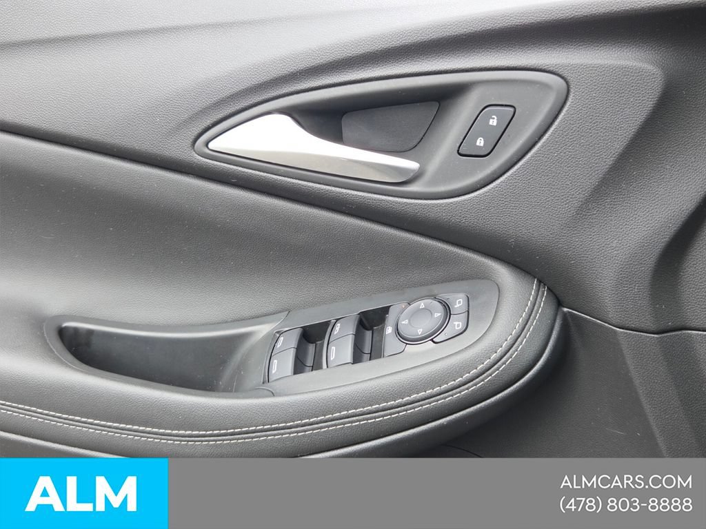 Used 2025 Buick Encore GX Preferred FWD image 30