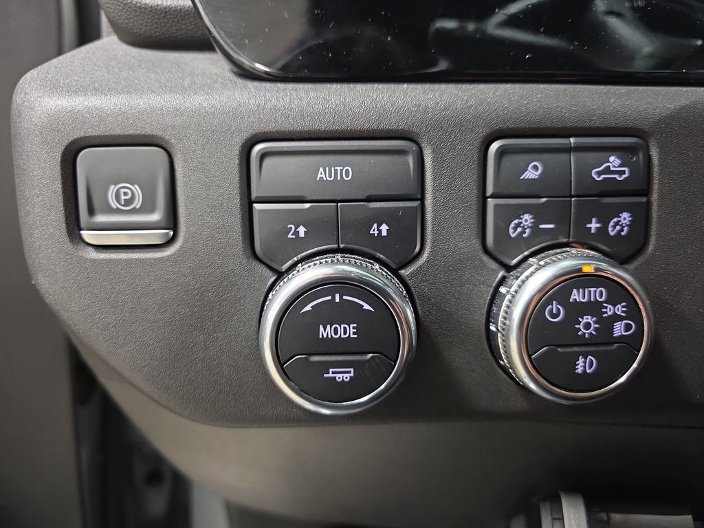 Used 2024 GMC Sierra 1500 SLT image 27