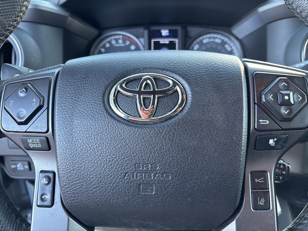 Used 2021 Toyota Tacoma TRD Off-Road w/ Technology Package image 5