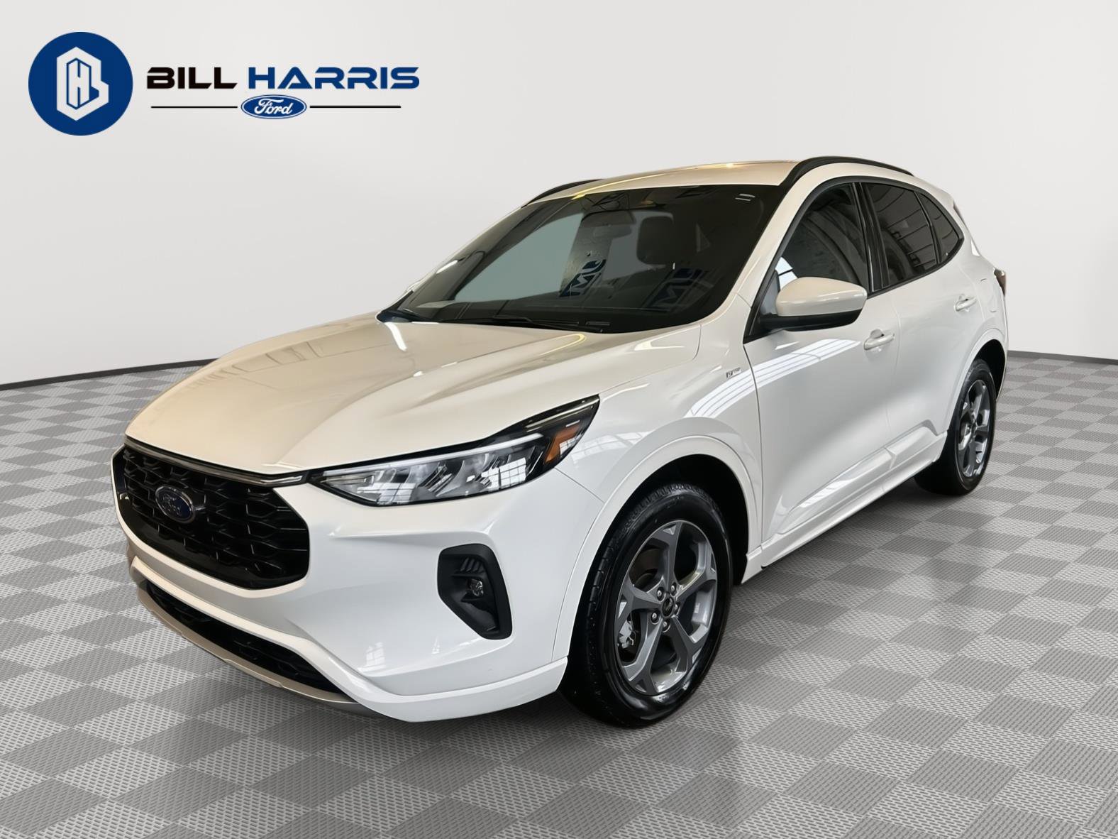 Used 2023 Ford Escape ST-Line Select image 1